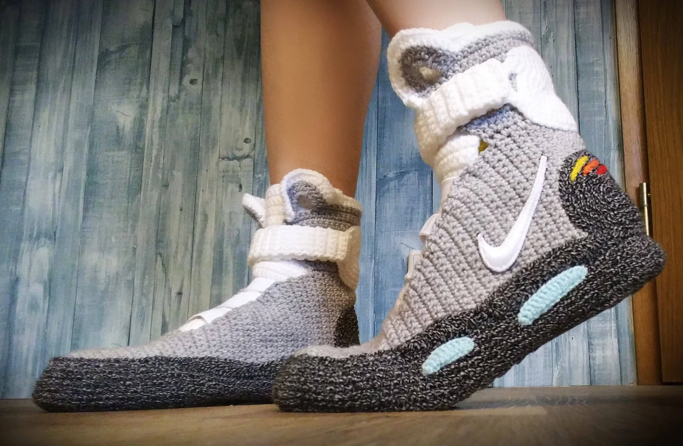 Nike air mags shop on feet