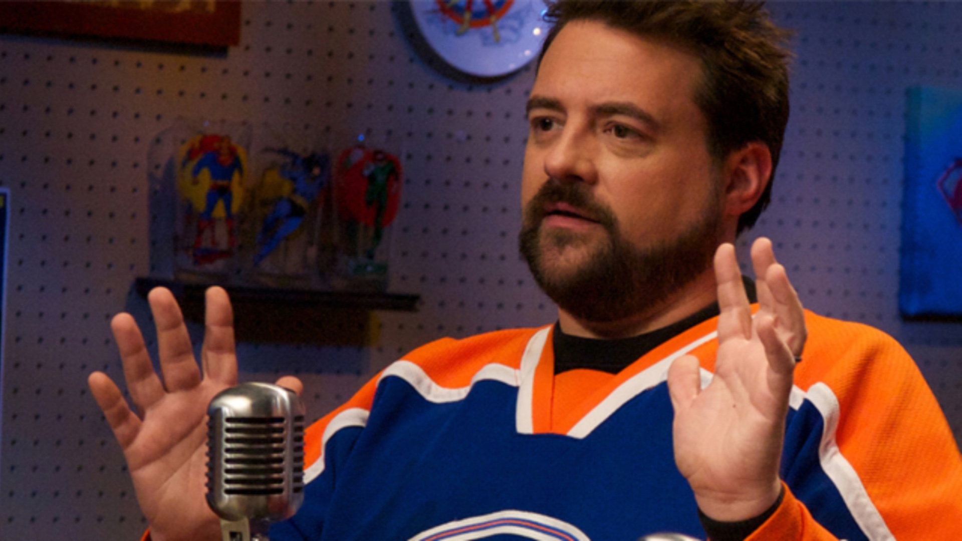 kevin-smith-suffers-a-massive-heart-attack-and-he-says-he-almost-died-social.jpg