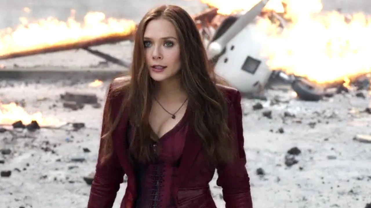 Detailed Look At Scarlet Witch S Avengers Age Of Ultron Costume Geektyrant Detailed Look At Scarlet Witch S Avengers Age Of Ultron Costume Geektyrant