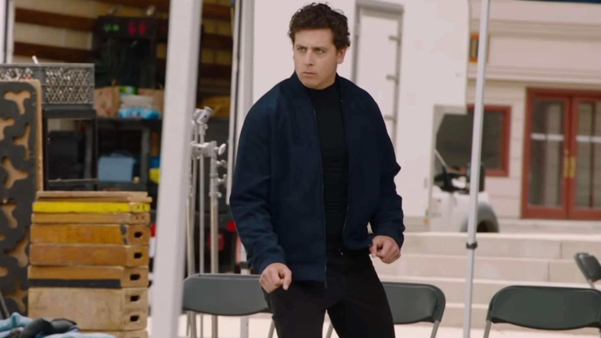 Funny Video Focuses On Tom Cruise S Stunt Double And How He Has