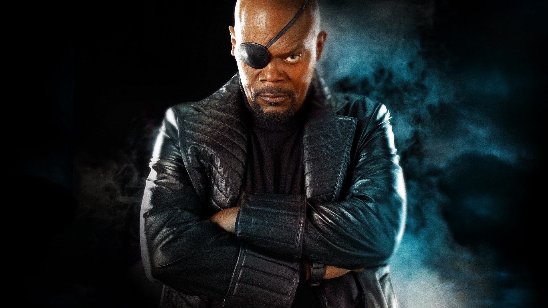 cascada Microprocesador Eficacia Samuel L. Jackson Shows Off Nick Fury's S.H.I.E.L.D. Business Card Which  Has a Fun Call Back To PULP FICTION — GeekTyrant