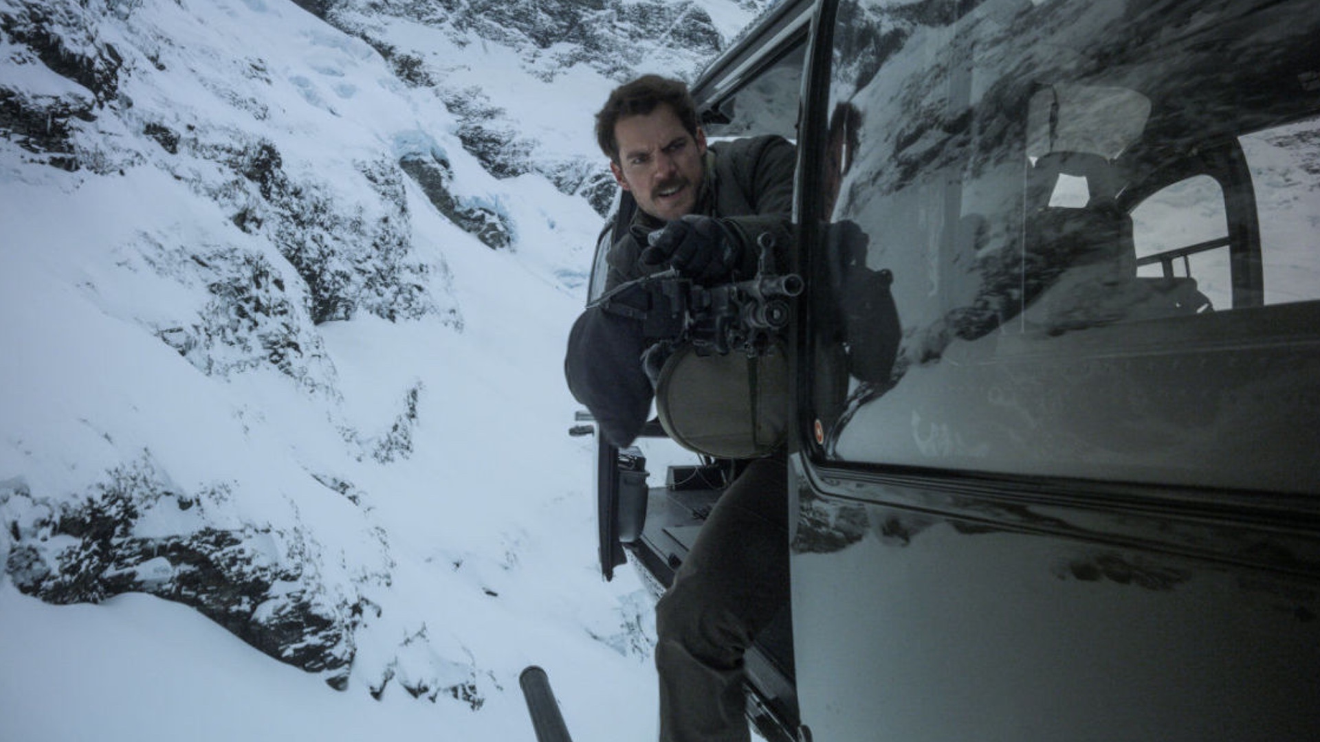 The Epic Stunt Henry Cavill Wasn't Allowed To Do in MISSION: IMPOSSIBLE -  FALLOUT Because He Would've Killed Tom Cruise — GeekTyrant