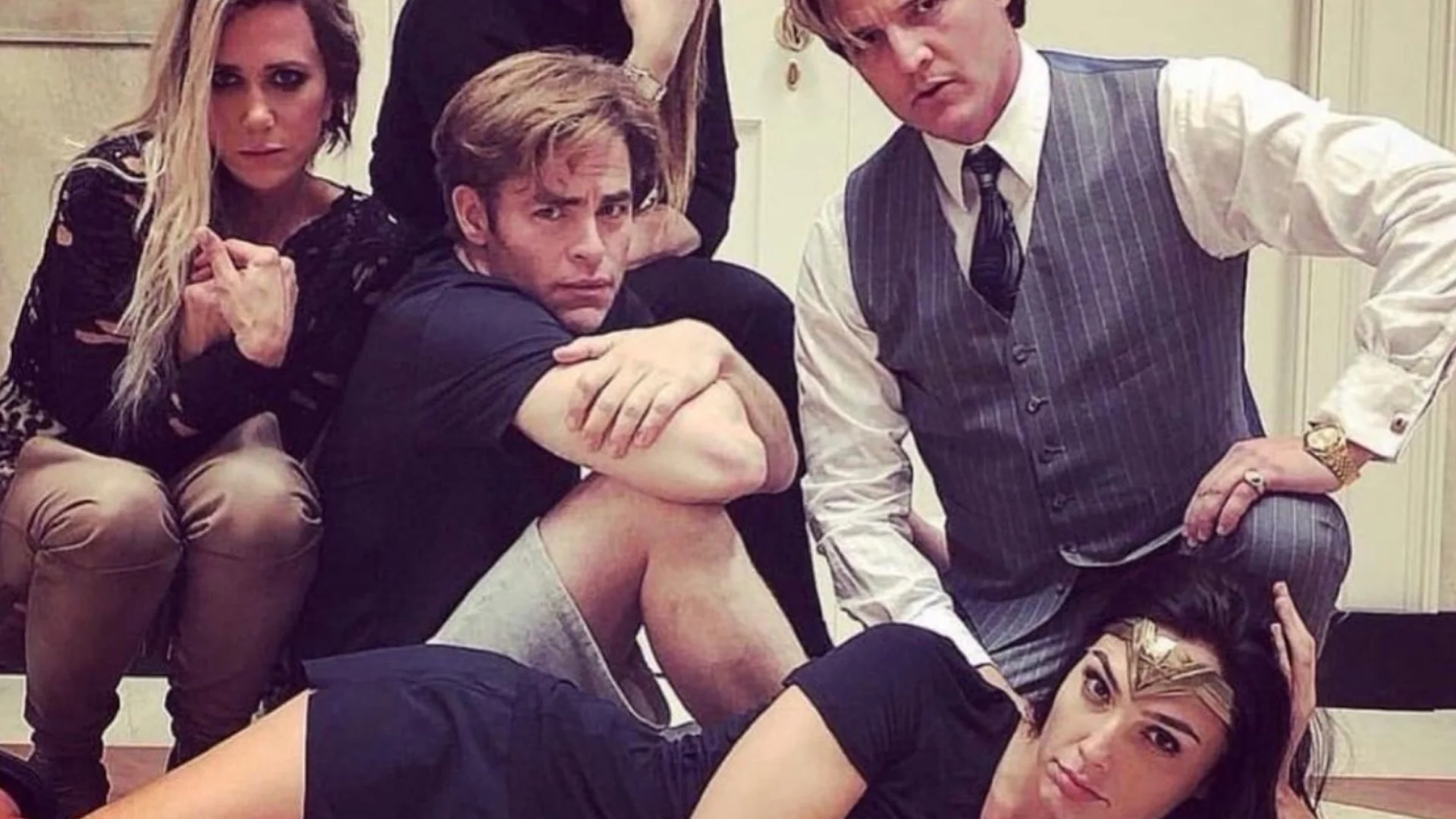 the-cast-and-director-of-wonder-woman-1984-pose-for-a-breakfast-club-style-photo-social.jpg