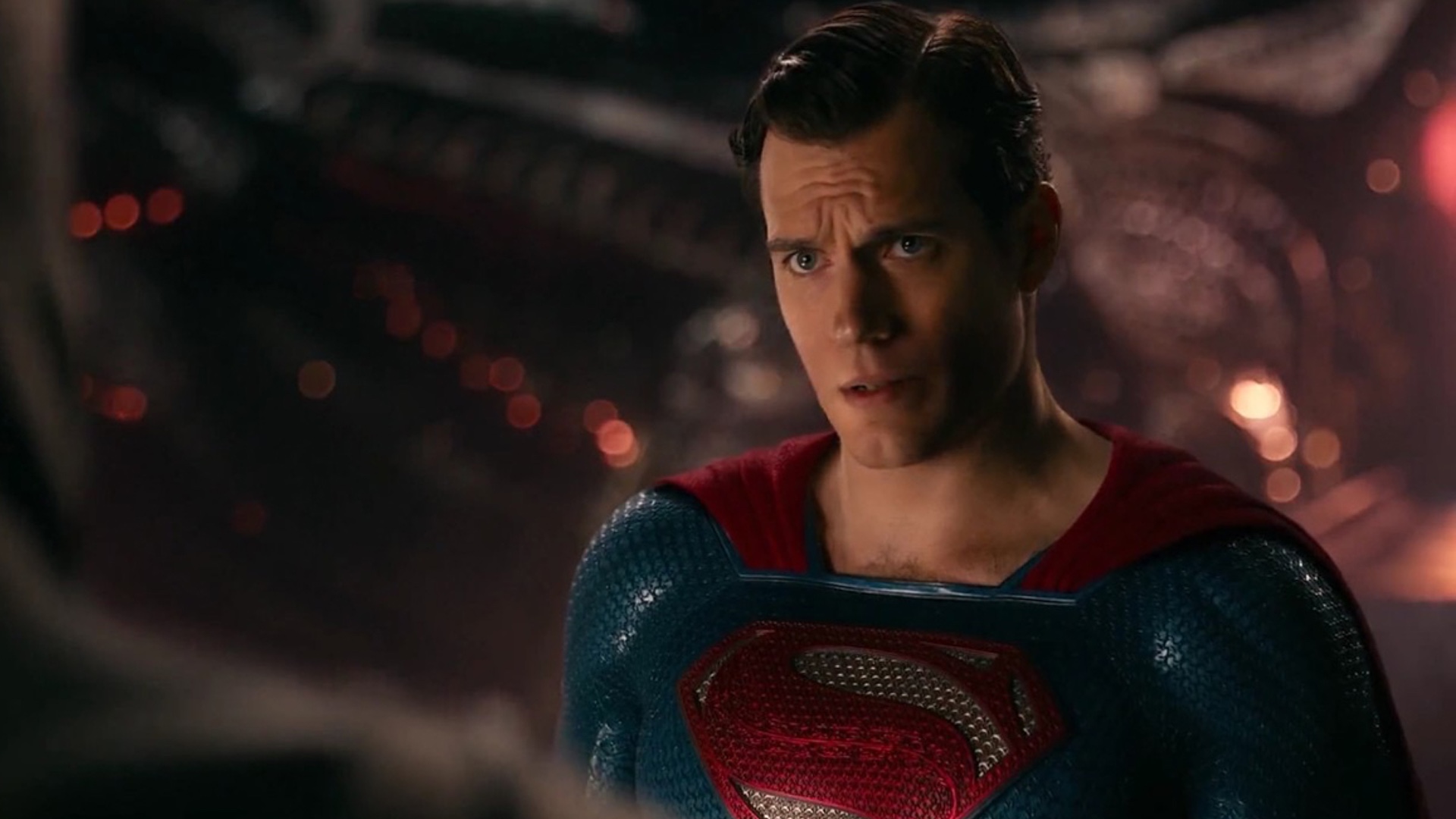 Warner Brothers Releases Statement On Rumors That Henry Cavill Is Exiting  His Superman Role