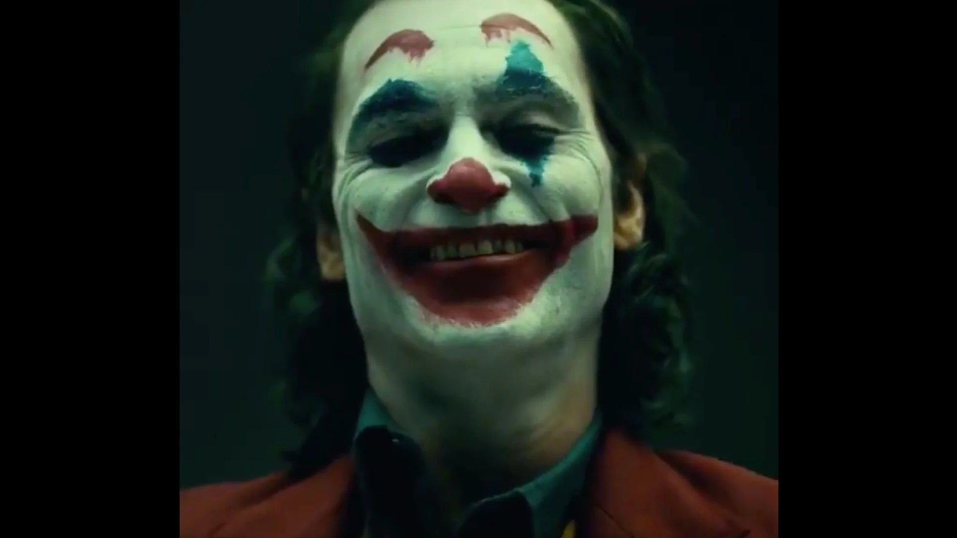 New JOKER Set Photos and Video Shows Joaquin Phoenix In Action in Full