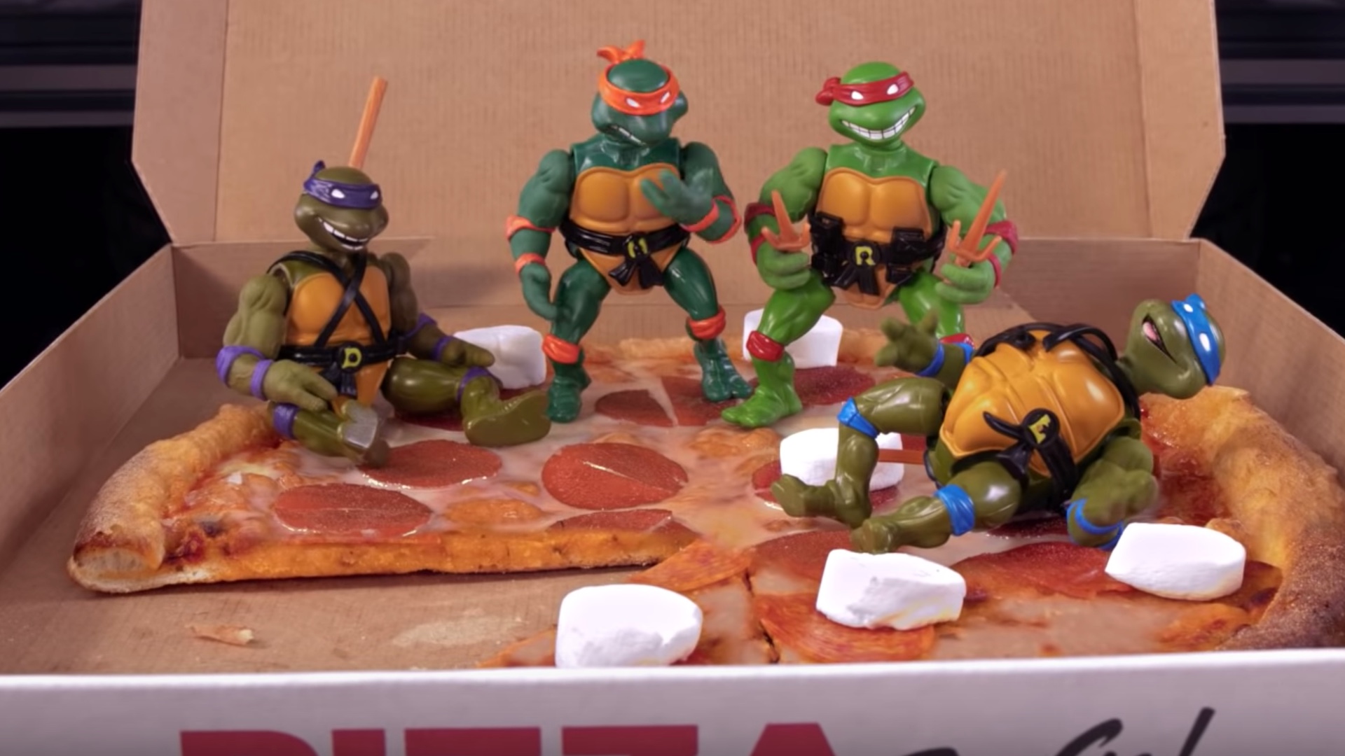 Черепашки ниндзя пародия. 1980s TMNT. Ten inch Mutant Ninja Turtles 2016 порнопародия. Черепахи ниндзя которые едят пиццу фигурки. Teenage Mutant Ninja Turtles 1989 giant Turtle Action Figure reproductions 2022.