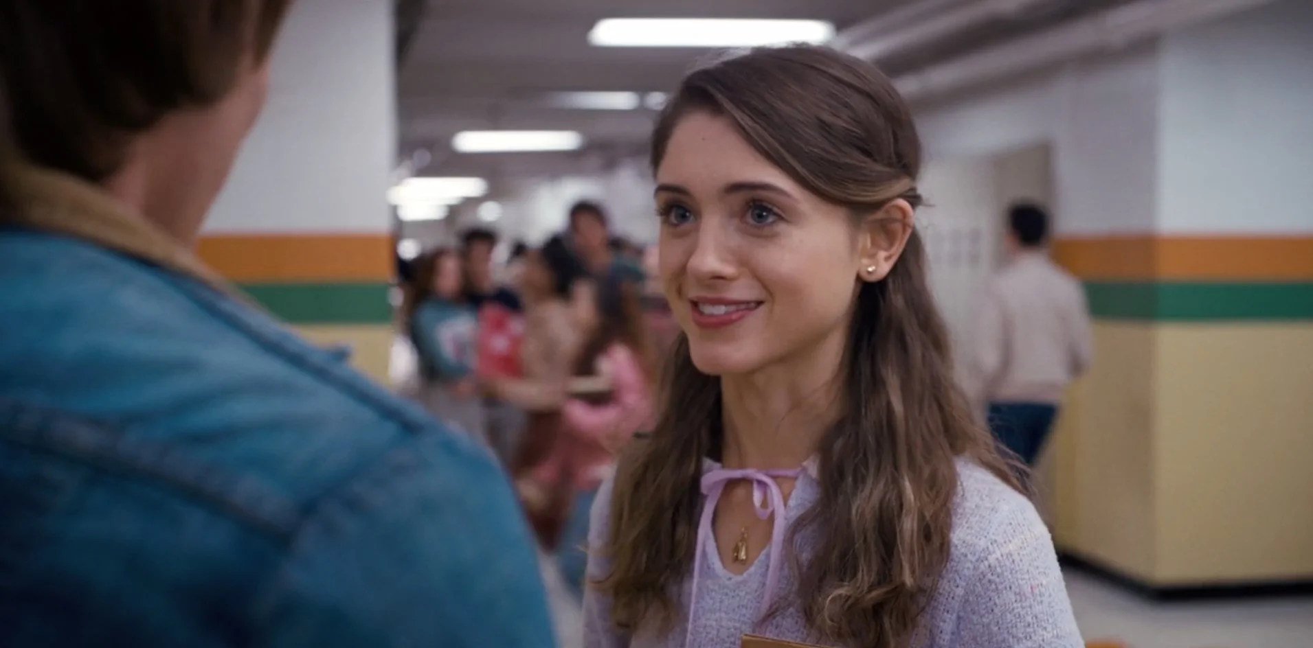 STRANGER THINGS Star Natalia Dyer Teases That Season 3 Is "Bigger
