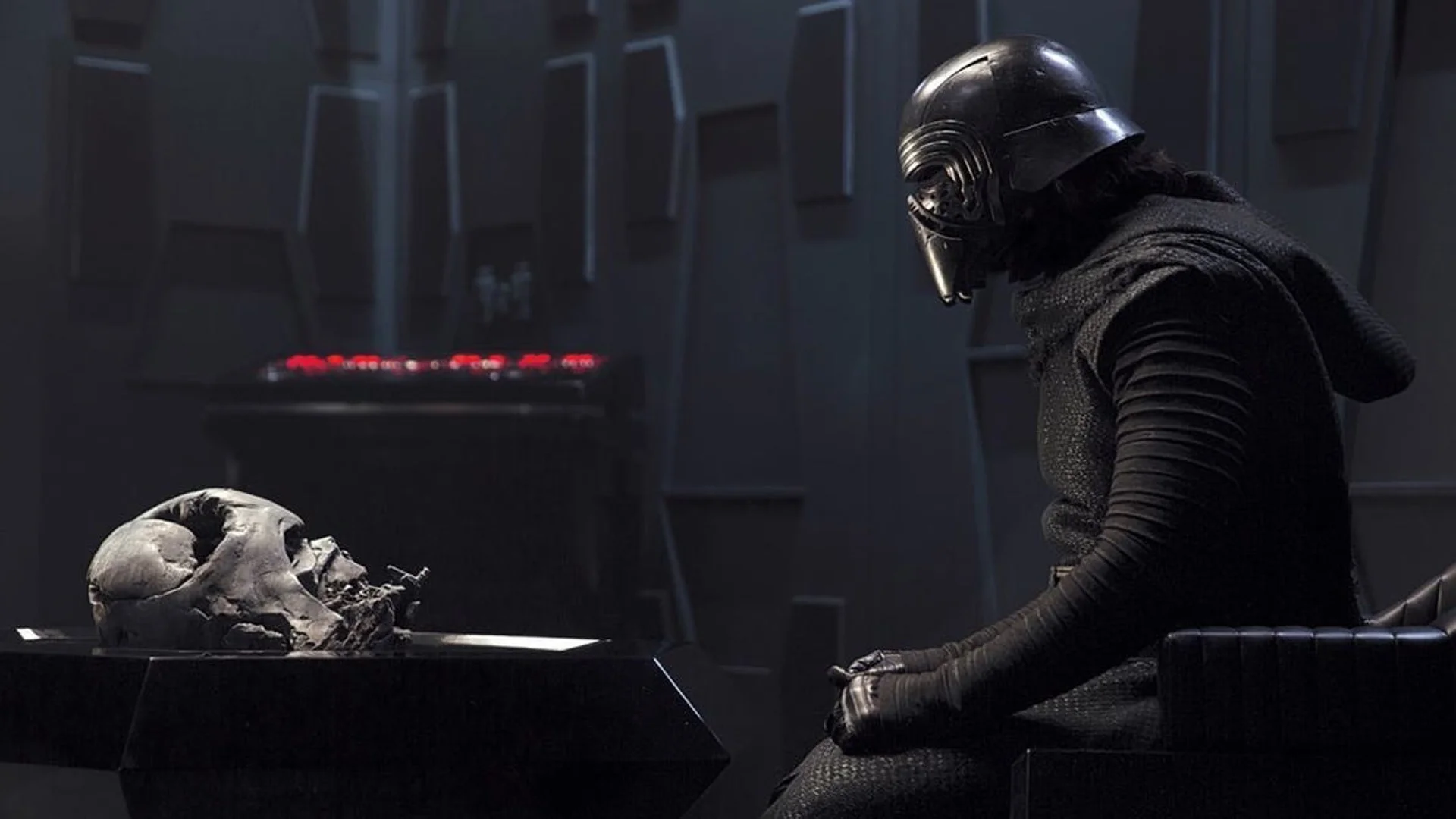 leaked-star-wars-episode-ix-concept-art-and-reference-photos-show-lando-rey-kylo-ren-aliens-and-more-social.jpg