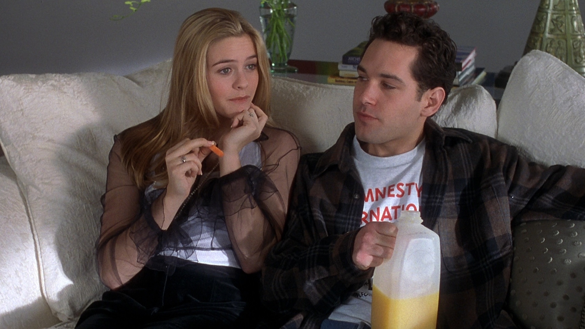 the-cast-of-clueless-reunite-for-a-qa-panel-and-you-can-watch-it-here-social.jpg