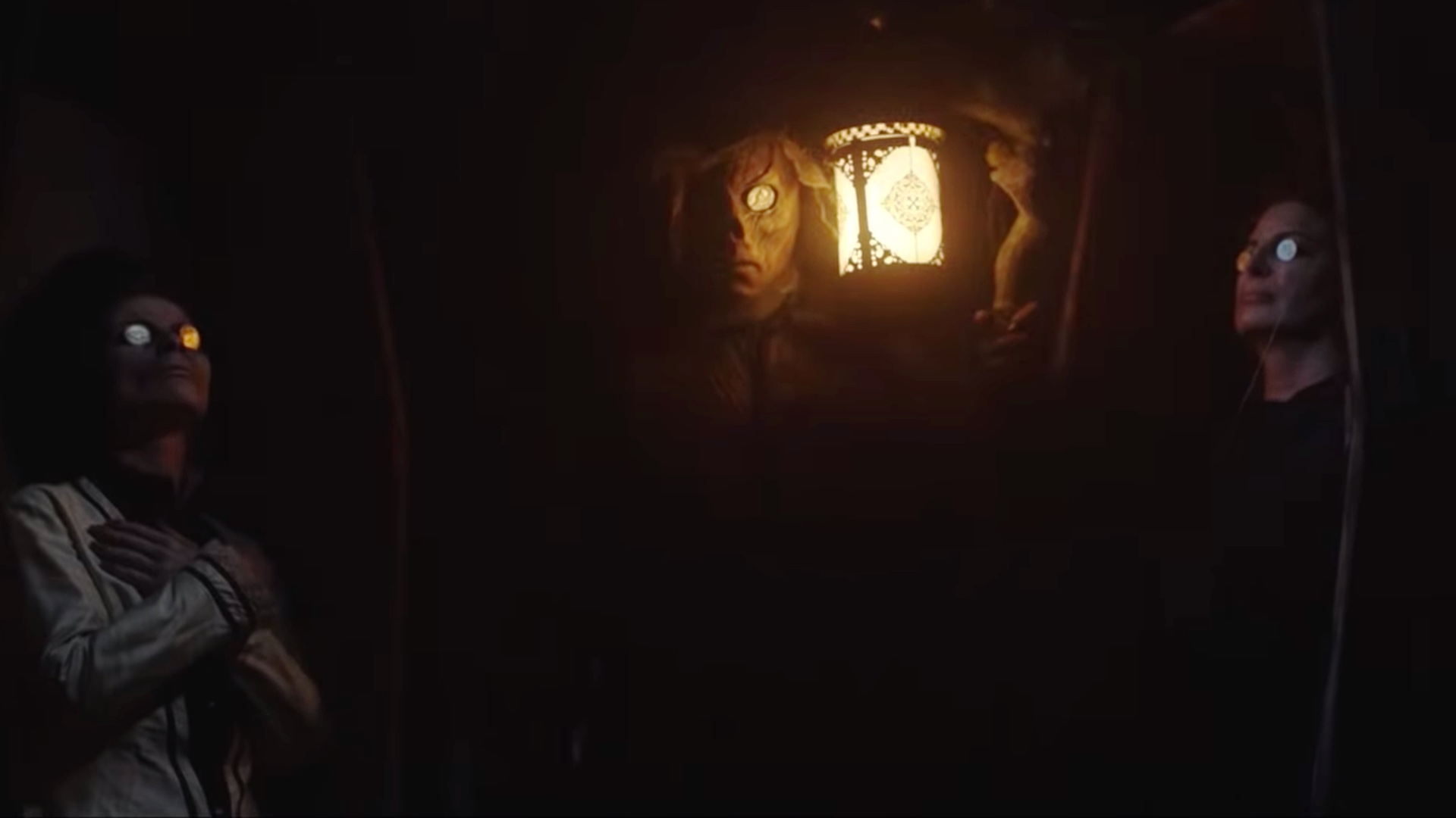 annabelle-is-unleashed-in-spine-tingling-full-trailer-for-annabelle-come-home-social.jpg
