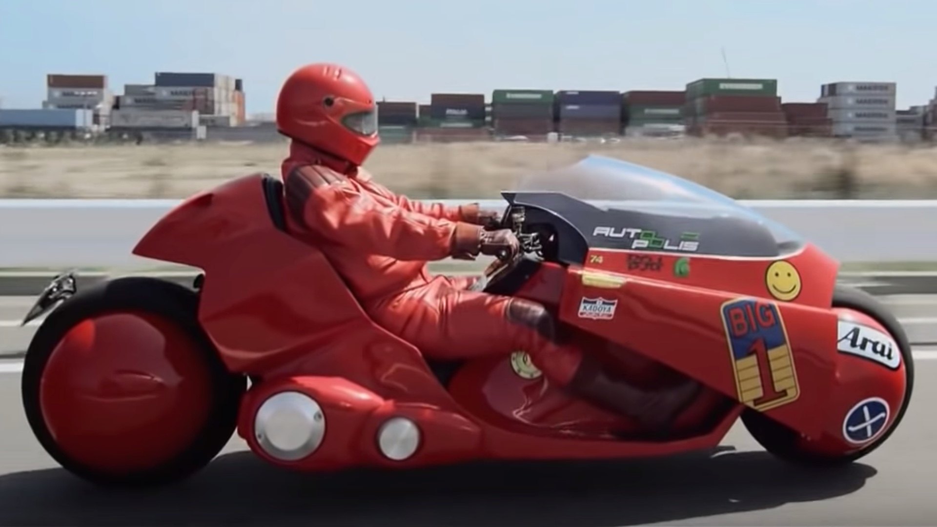 AKIRA Fans Bring the Film's Iconic Motorcycle to Life, Watch It in Action! — GeekTyrant