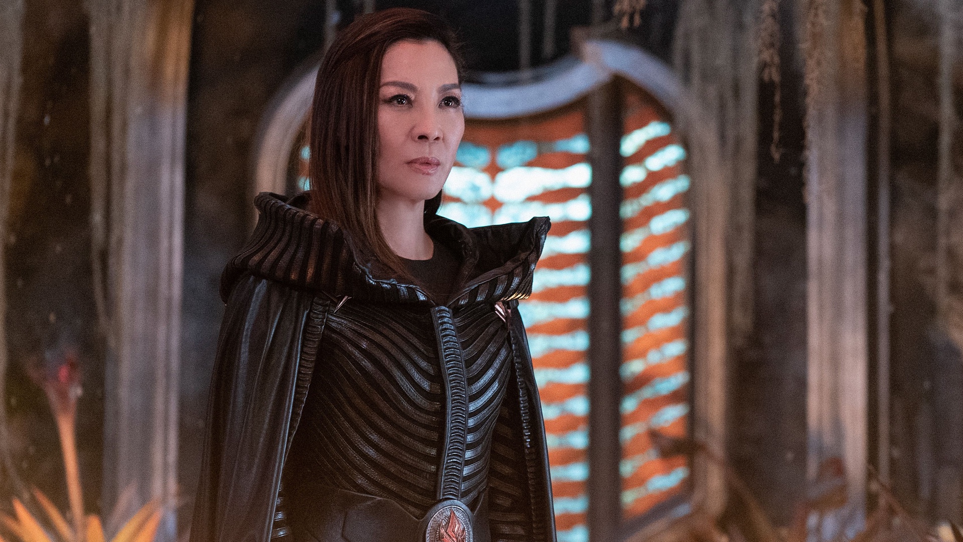 michelle-yeoh-was-cast-in-james-camerons-avatar-sequels-social.jpg