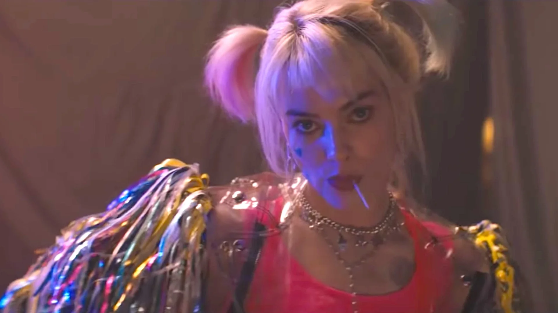 dcs-birds-of-prey-wraps-production-margot-robbie-shares-a-new-logo-for-the-film-in-photo-social.jpg