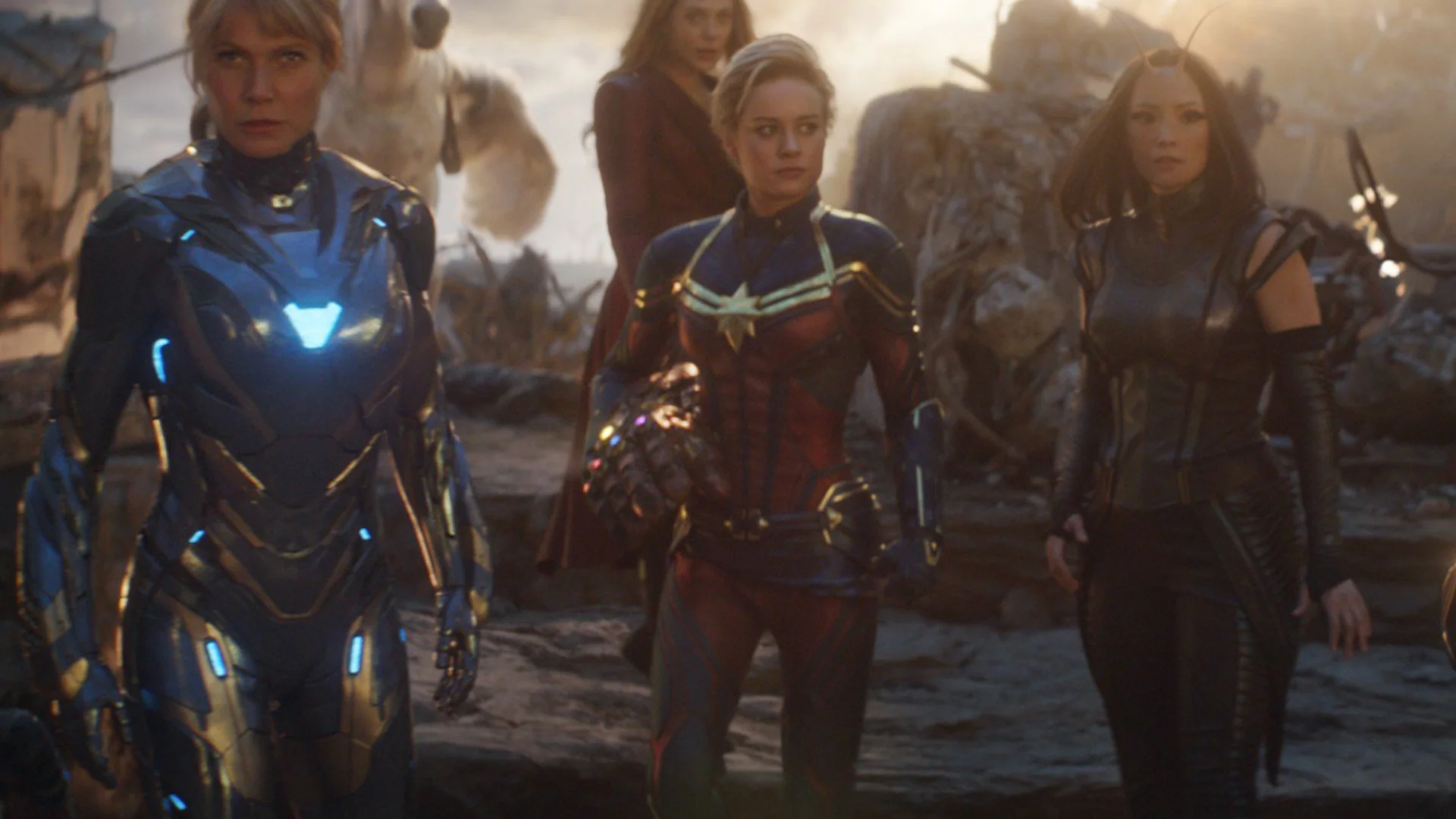 captain-marvels-suit-was-entirely-cgi-in-avengers-endgame-social.jpg