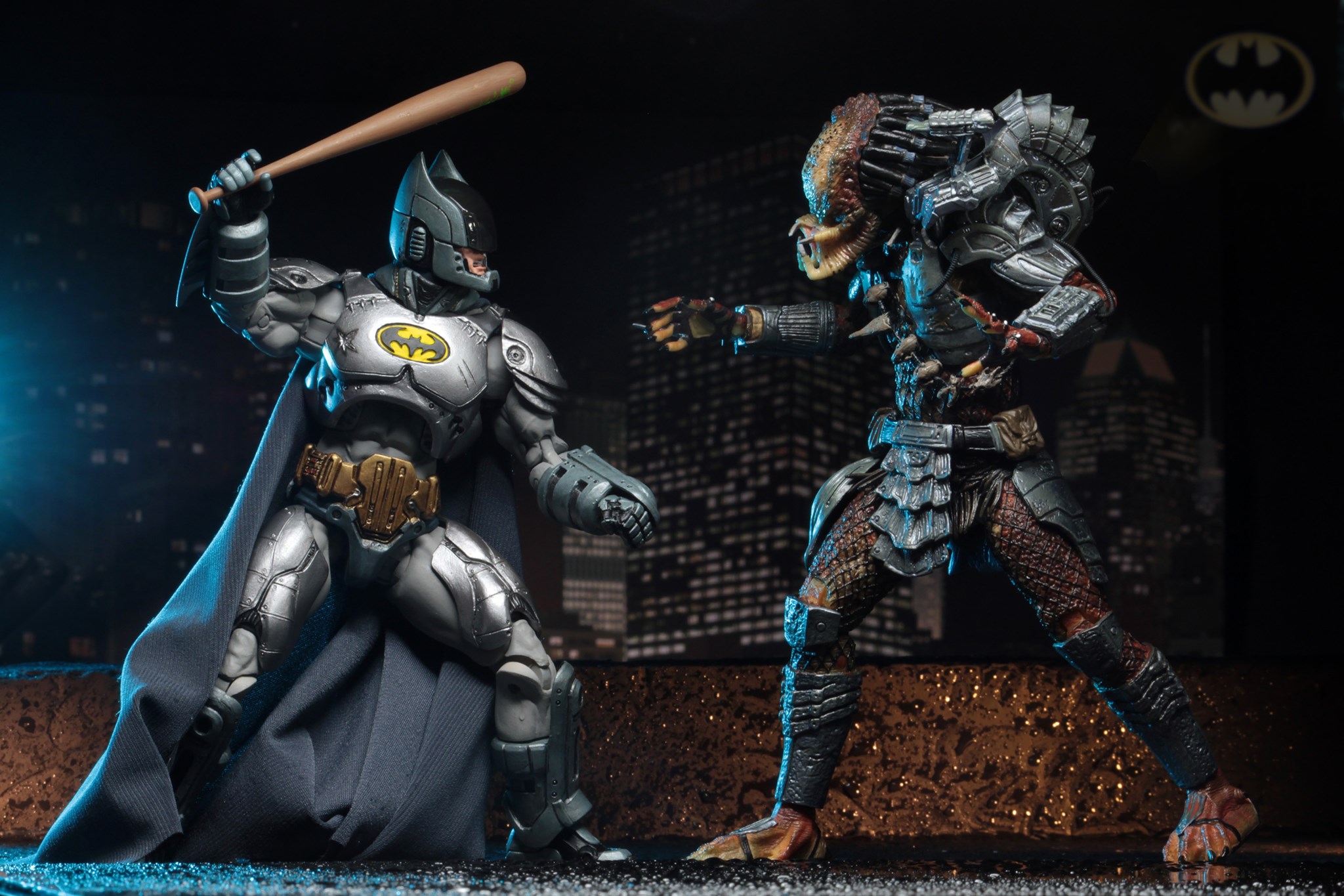 Batman Battles Predator and Superman Fights a Xenomorph in New NECA Action  Figure Packs — GeekTyrant