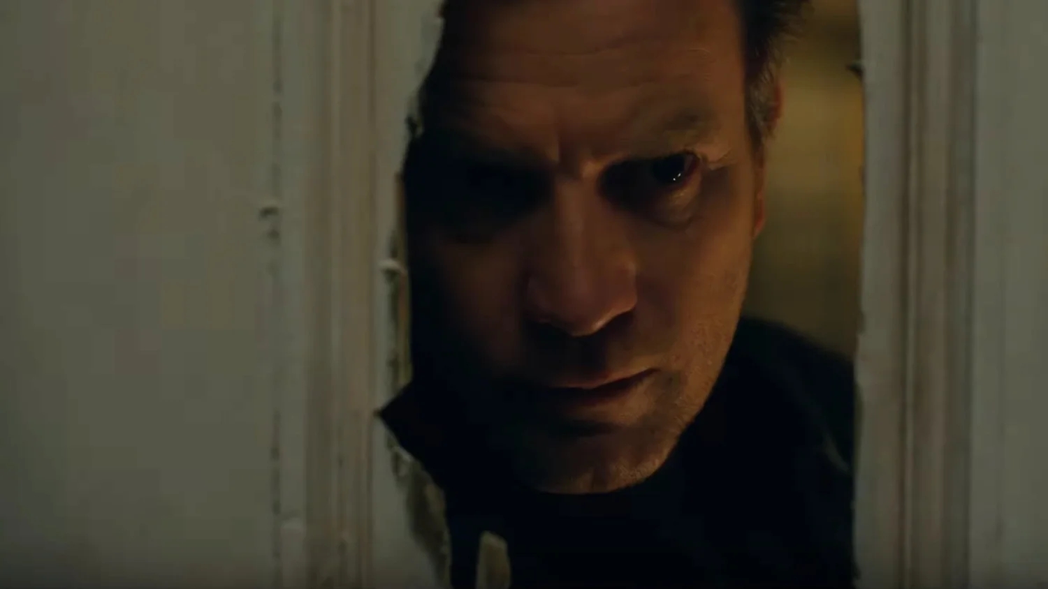 Awesomely Chilling First Trailer For THE SHINING Sequel DOCTOR SLEEP Awesomely chilling first trailer for the shining sequel doctor sleep