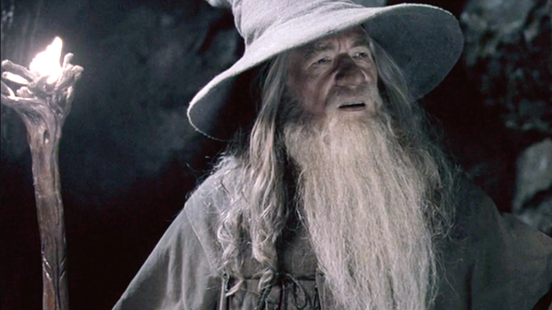 волшебник гэндальф. палочка гэндальфа. митрандир гэндальф. гэндальф посох свет. майор пендальф.