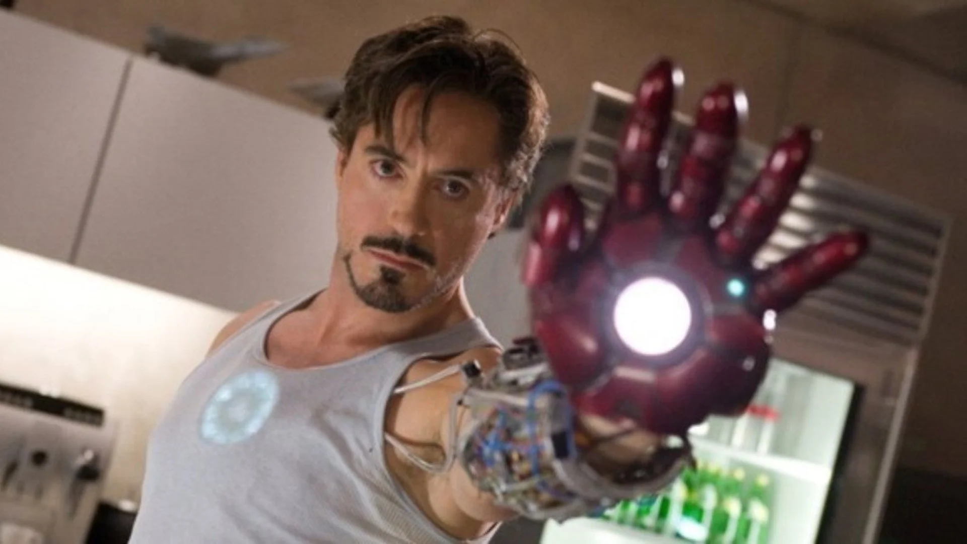 watch-robert-downey-jrs-original-iron-man-screen-test-from-avengers-endgame-special-feature-social.jpg