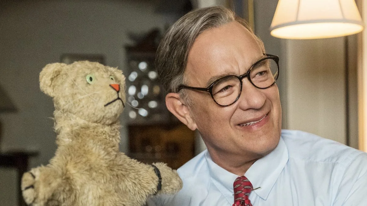 tom-hanks-mr. rogers1.jpg