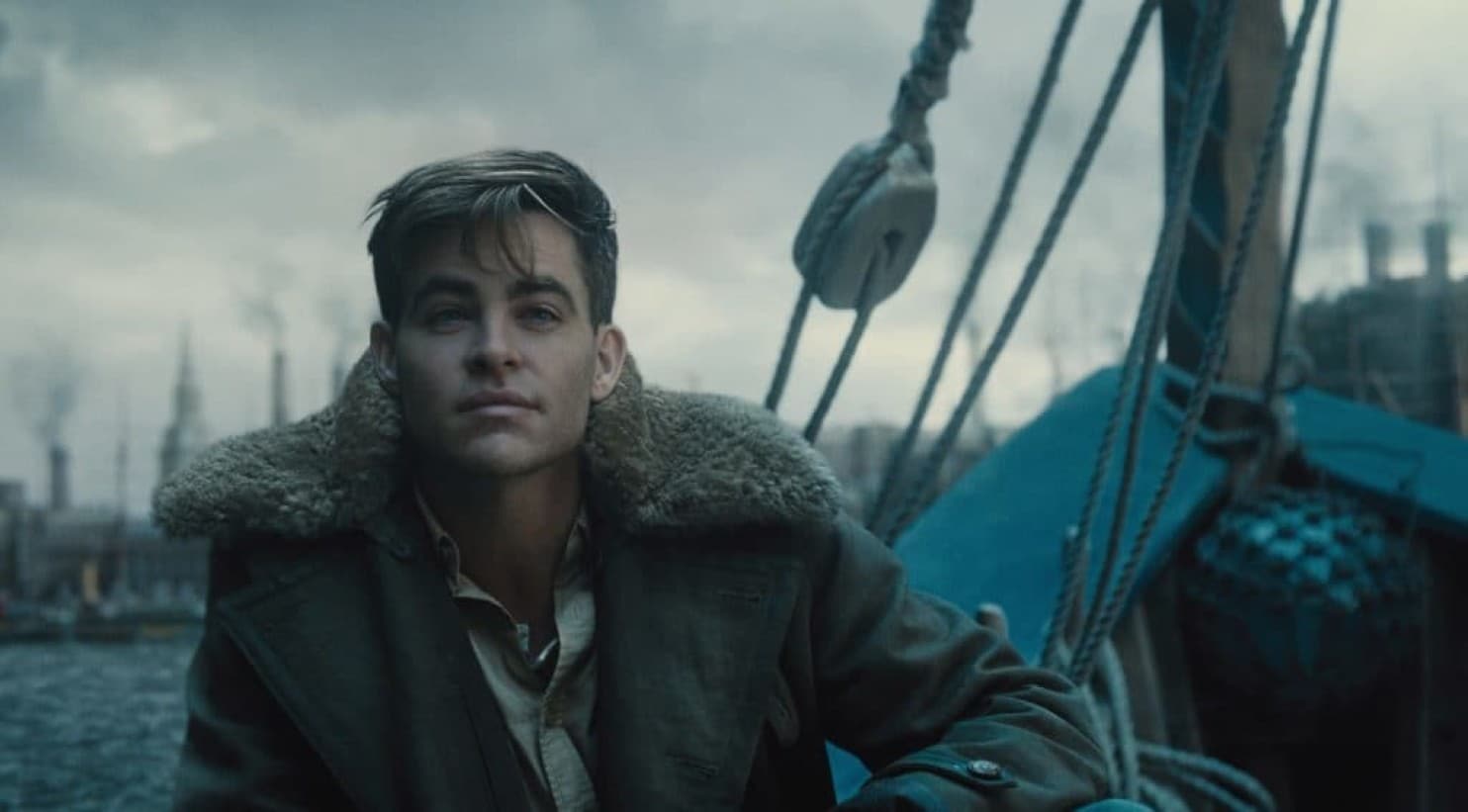 chris pine wonder woman.jpg