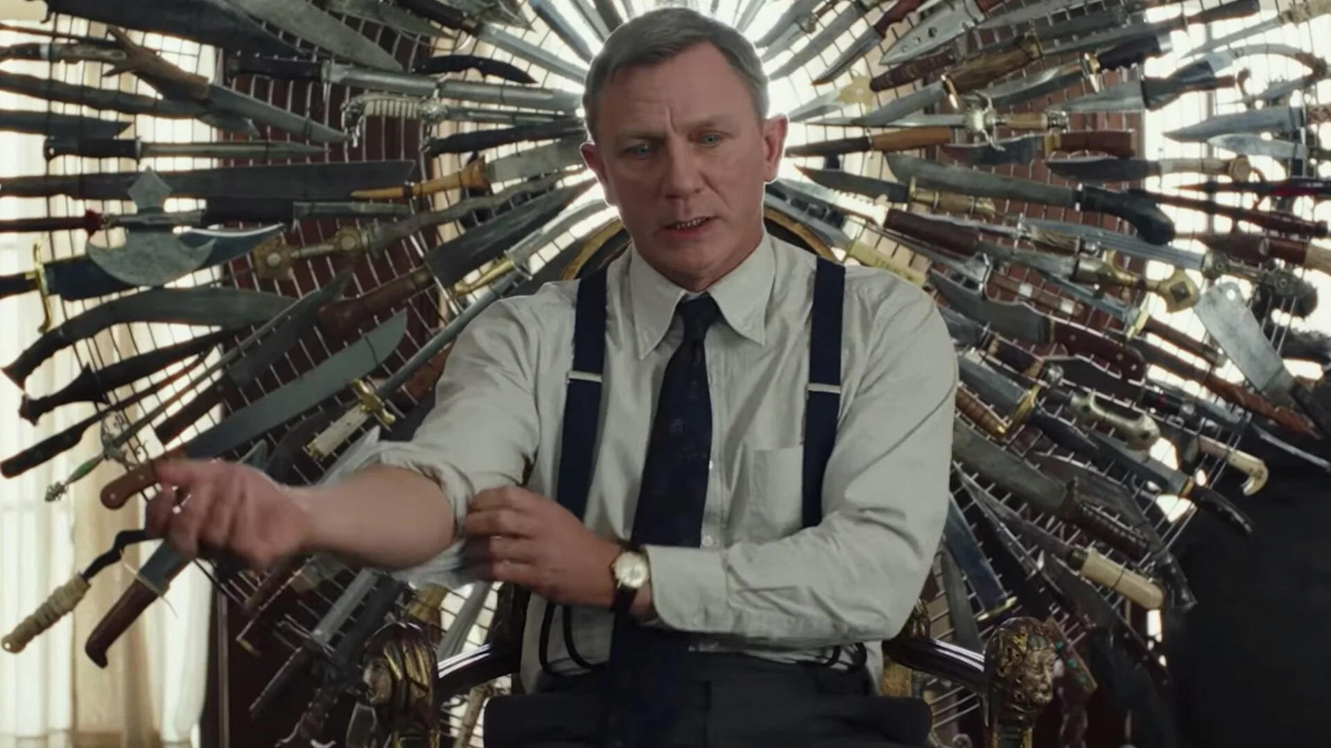 fantastic-new-trailer-for-rian-johnsons-murder-mystery-thriller-knives-out-social.jpg