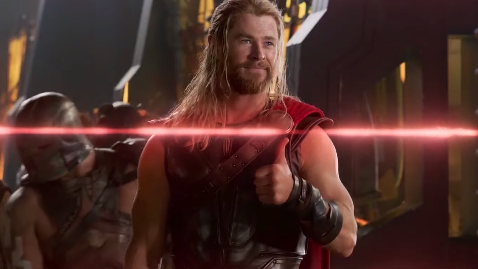 Chris Hemsworth admite que Thor: Amor e Trovão ficou bobo demais