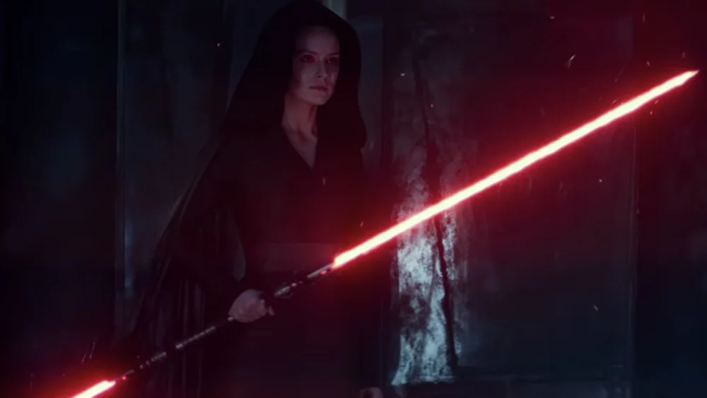 Dark Rey Sits on Palaptine's Throne in New Behind-the-Scenes Image from ...