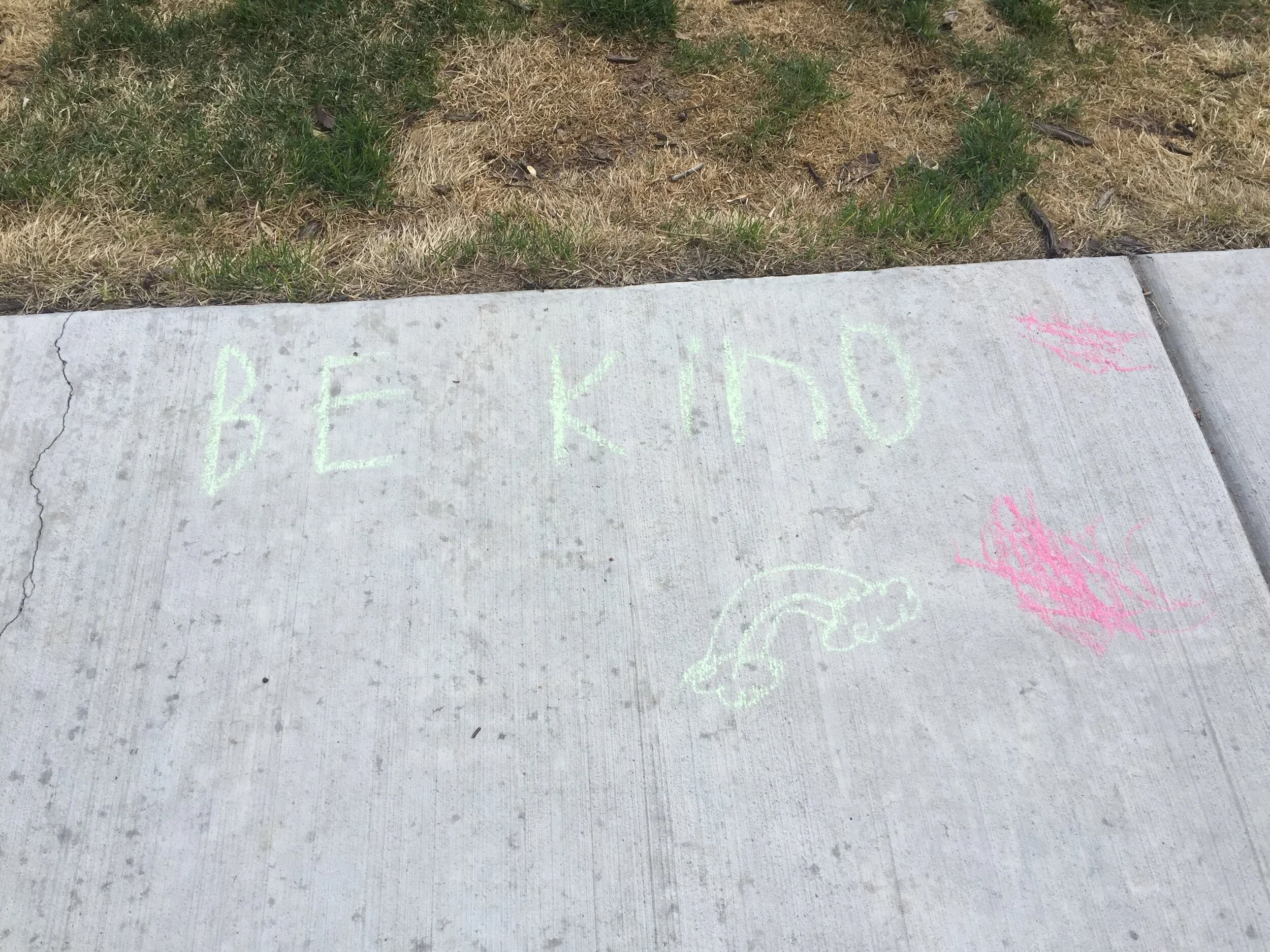 sidewalk-chalk-walk-02.JPG