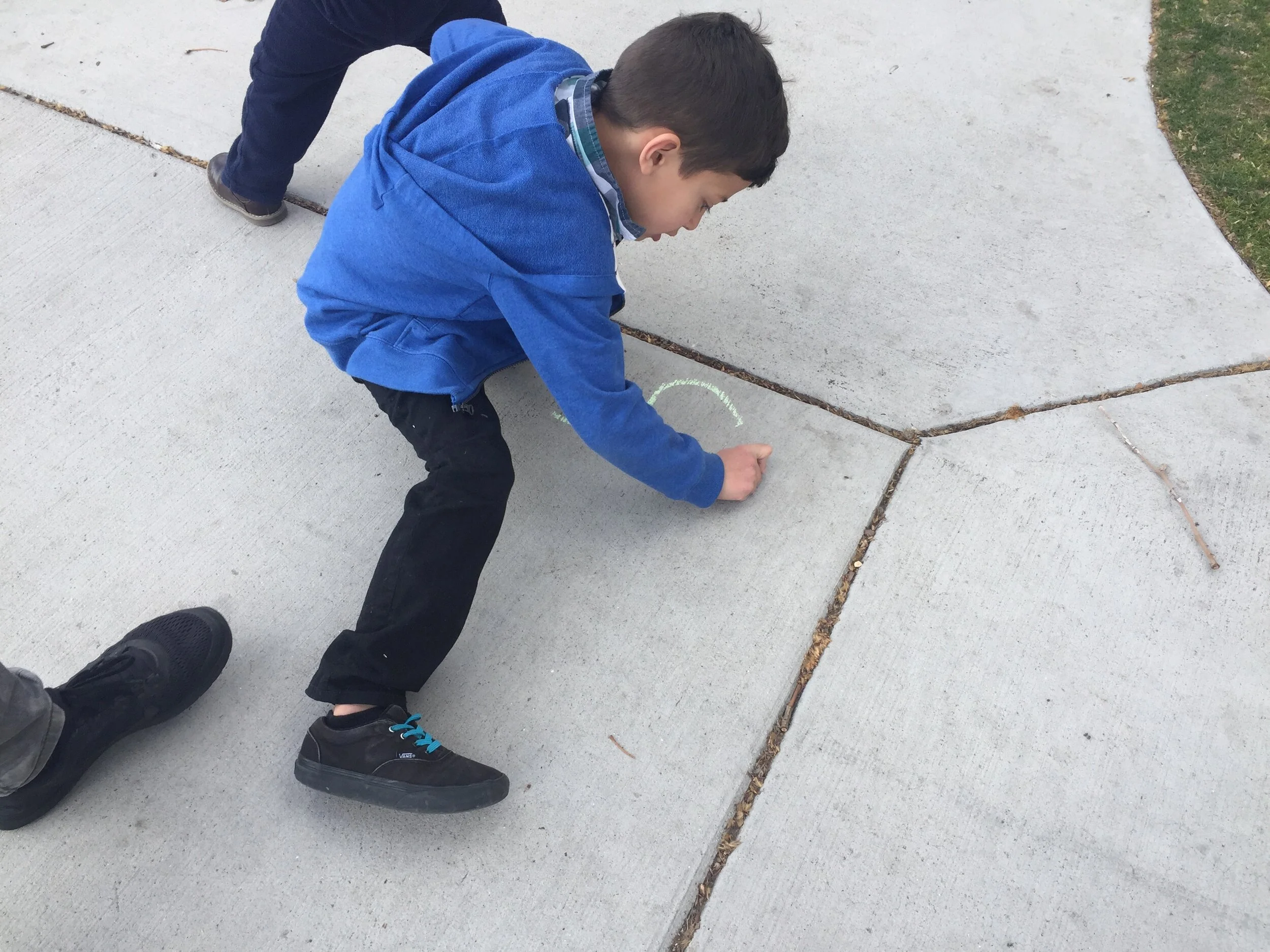 sidewalk-chalk-walk-09.JPG