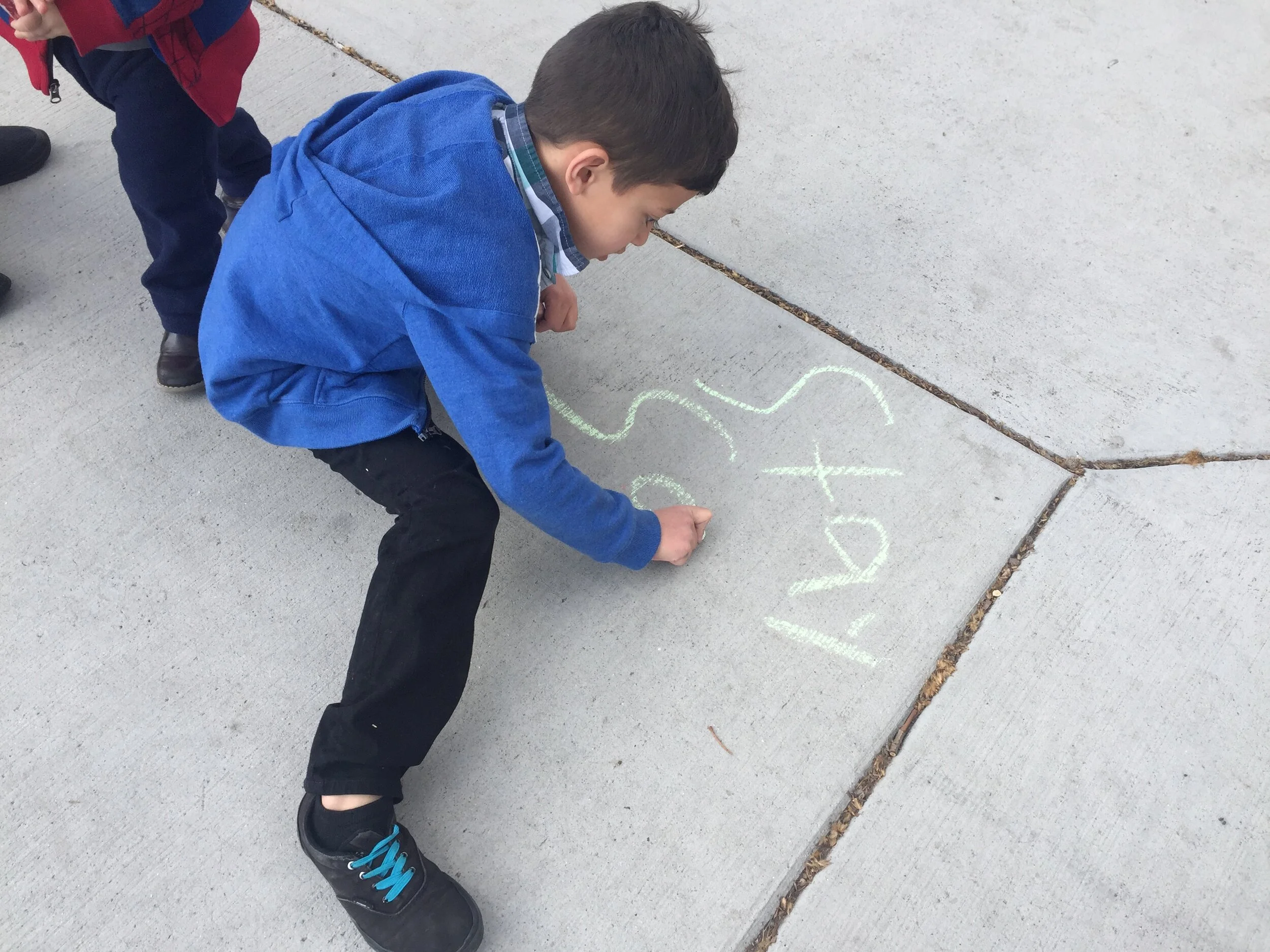 sidewalk-chalk-walk-08.JPG