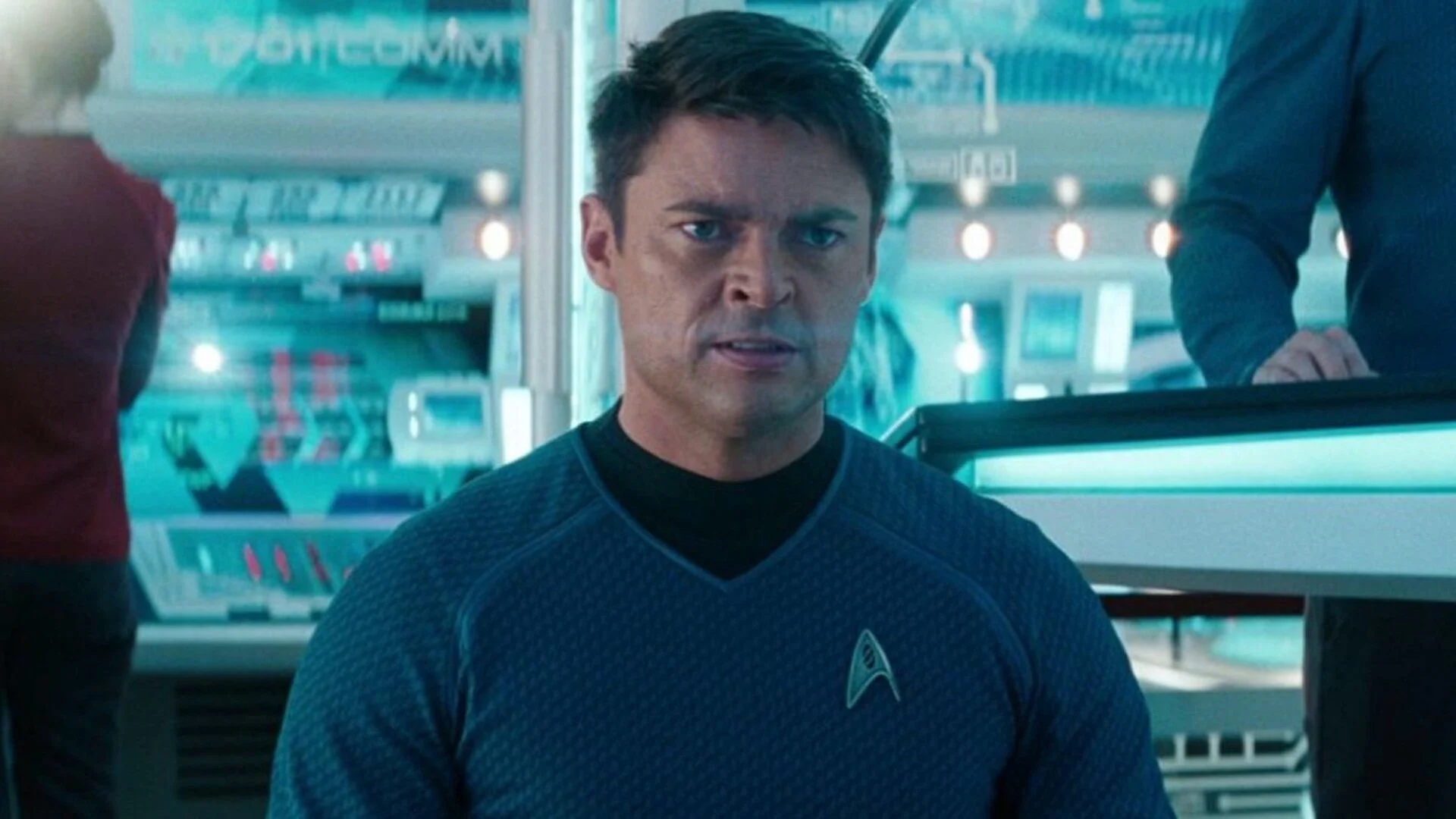 Karl Urban Reveals His Secret Cameo in STAR WARS THE RISE OF SKYWALKER — GeekTyrant