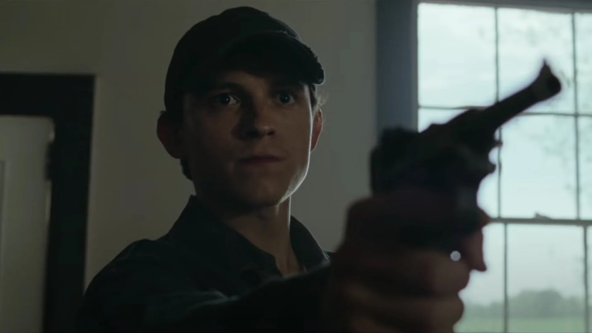 Intense Trailer for Netflix's Great-Looking Film THE DEVIL ALL THE TIME with Tom Holland and Robert Pattinson