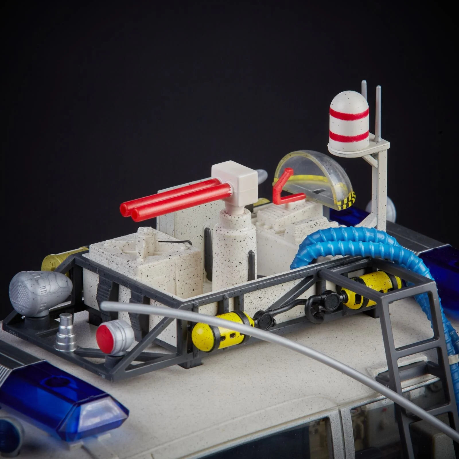 E9557_PROD_F20_GHB_ECTO1_0011.jpg
