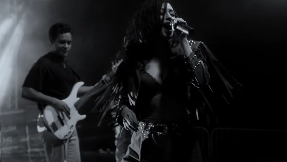 teaser-trailer-and-release-date-for-netflixs-selena-the-series-starring-christian-serratos-social.jpg