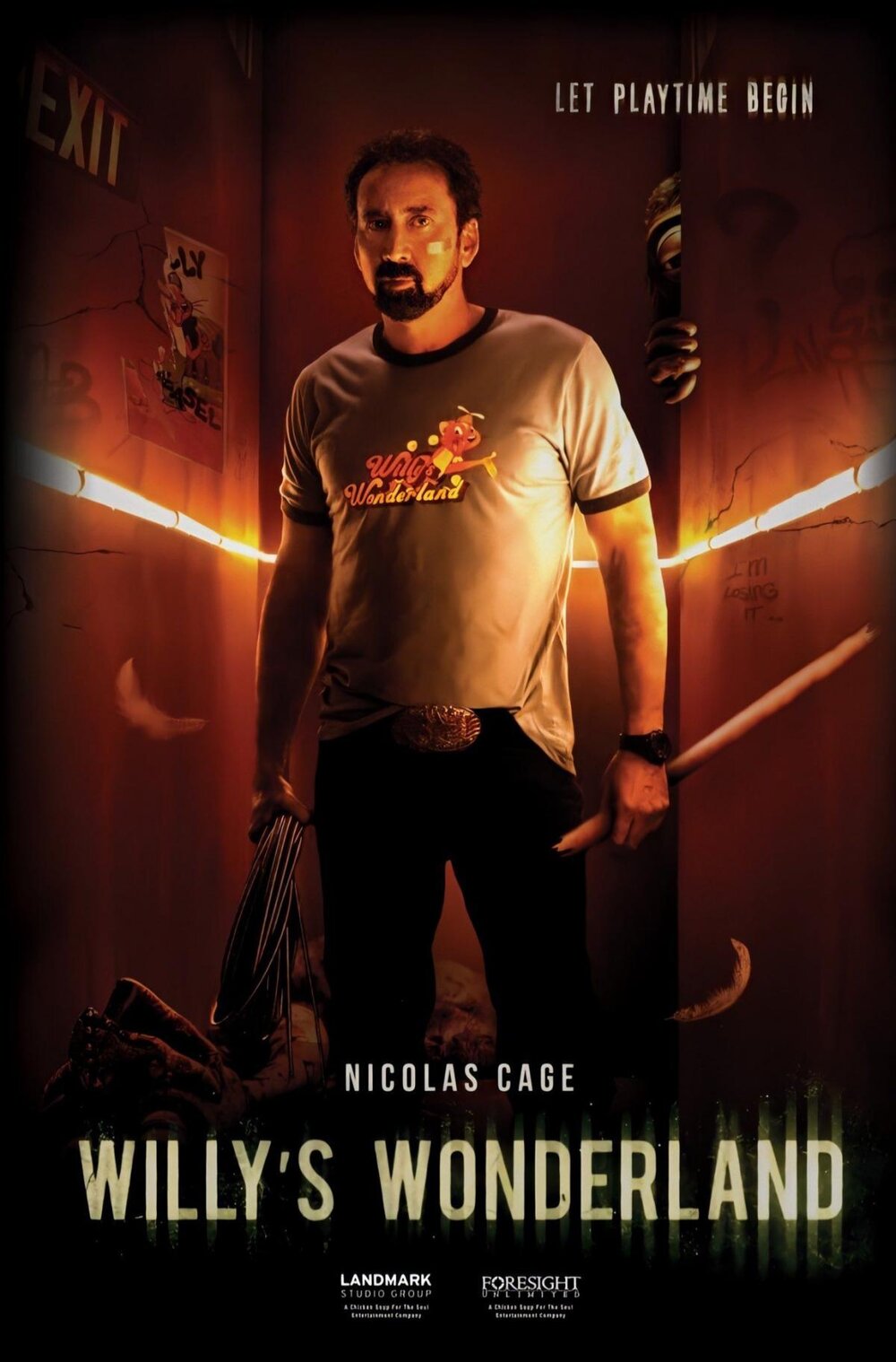 nicolas-cage-battles-demonic-animatronic-animals-in-trailer-for-wallys-wonderland4