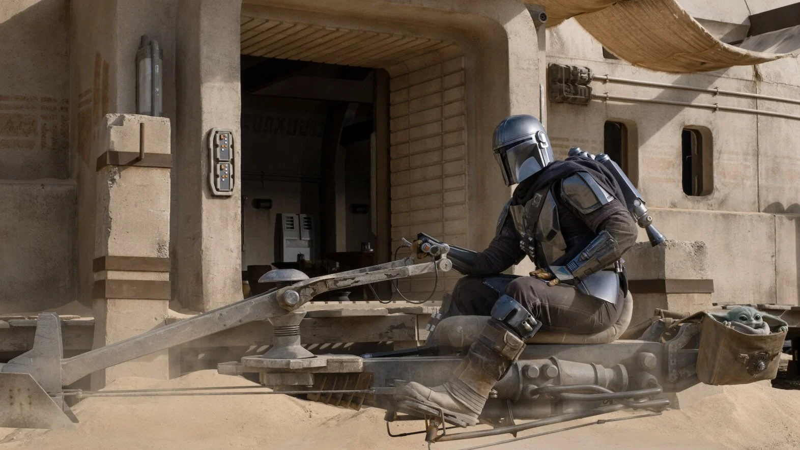 Let's Talk About THE MANDALORIAN Chapter 9: "The Marshall" - An Epic Sized Adventure Story