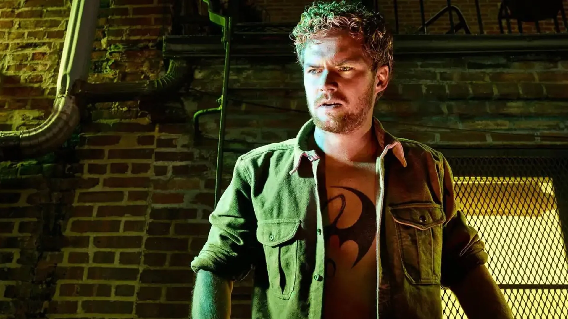 finn-jones-explains-what-fans-would-have-seen-from-the-third-season-of-netflixs-iron-fist.jpg