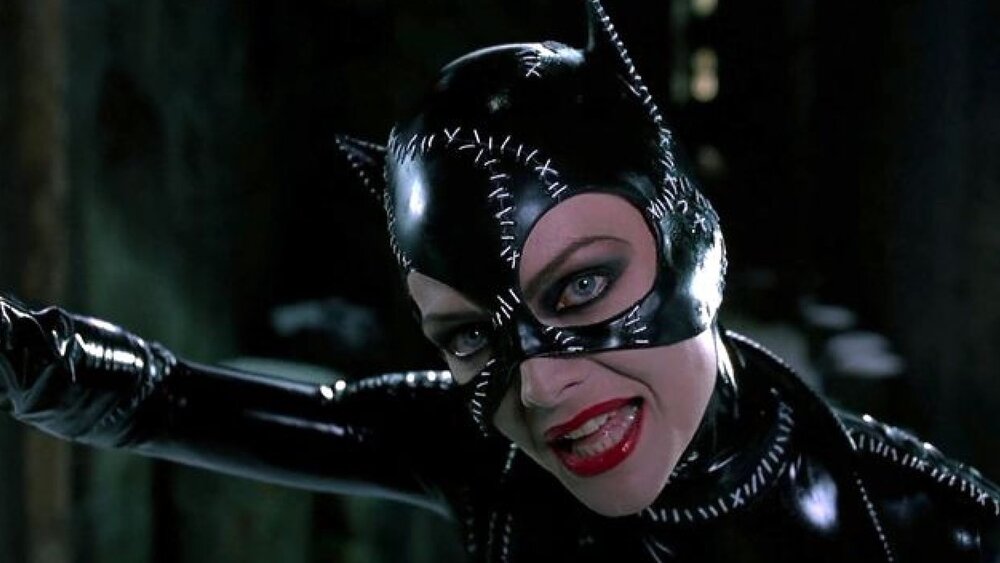 batman-returns-set-video-shows-michelle-pheiffer-as-catwoman-awesomely-whipping-off-the-heads-of-mannequins.jpg