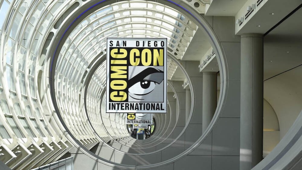 comic con banner.jpg