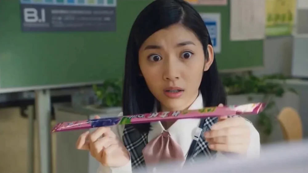 this-hilarious-long-long-man-japanese-gum-commercial-series-is-best-love-story-ever-told.jpg