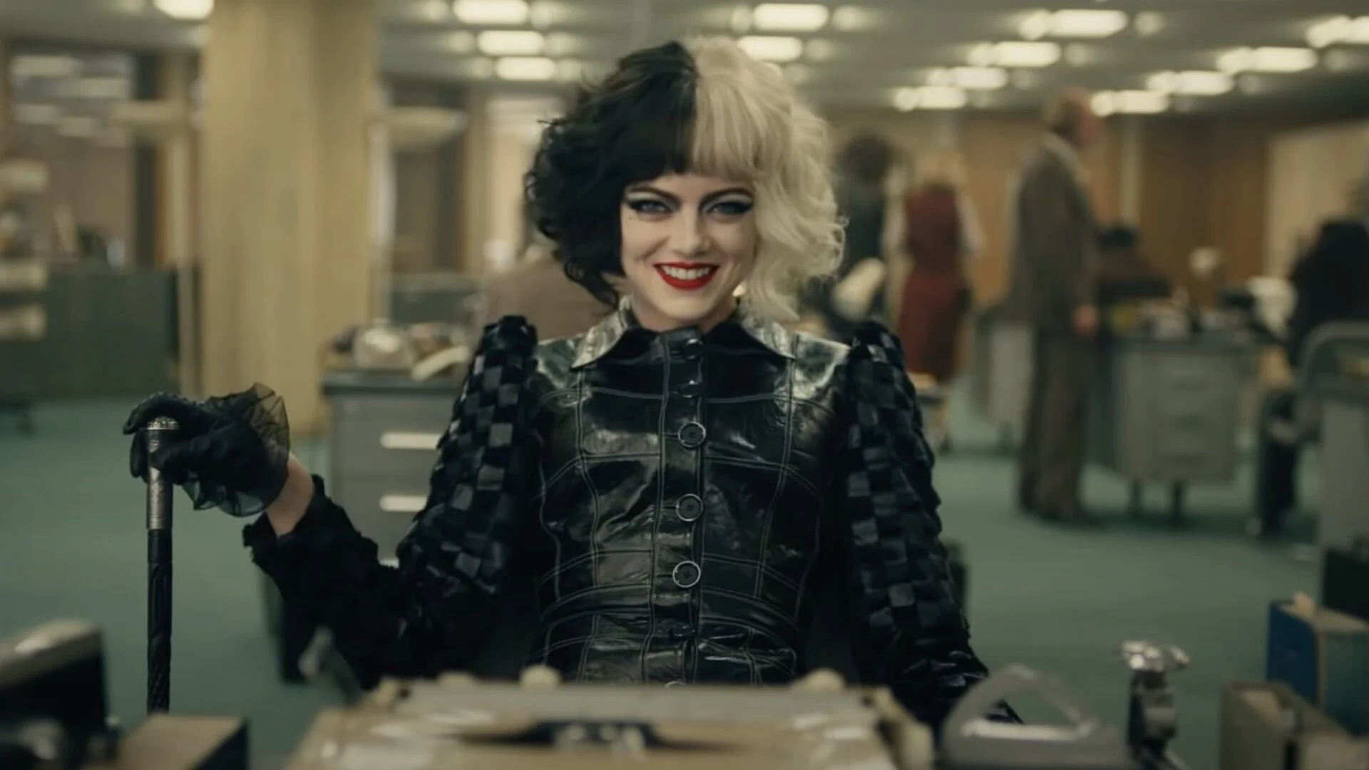 heres-another-trailer-for-disneys-cruella-theres-lots-more-bad-things-coming.jpg