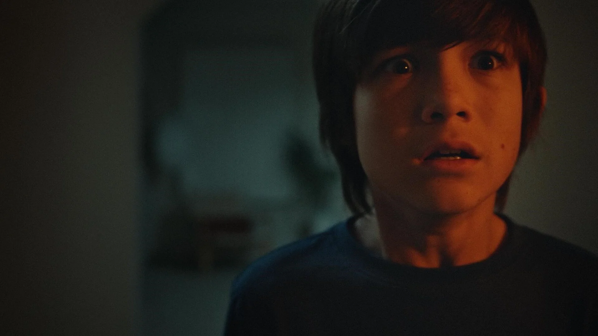 a-young-boy-unleashes-a-nightmarish-horror-in-creepy-trailer-for-the-djinn.jpg