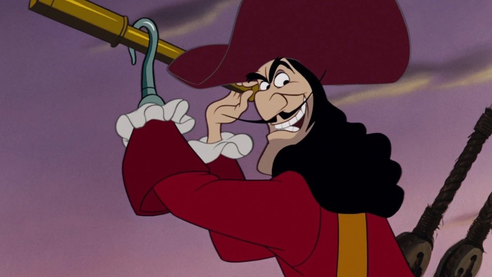first-look-at-jude-law-as-captain-hook-in-disneys-peter-pan-wendy.jpg