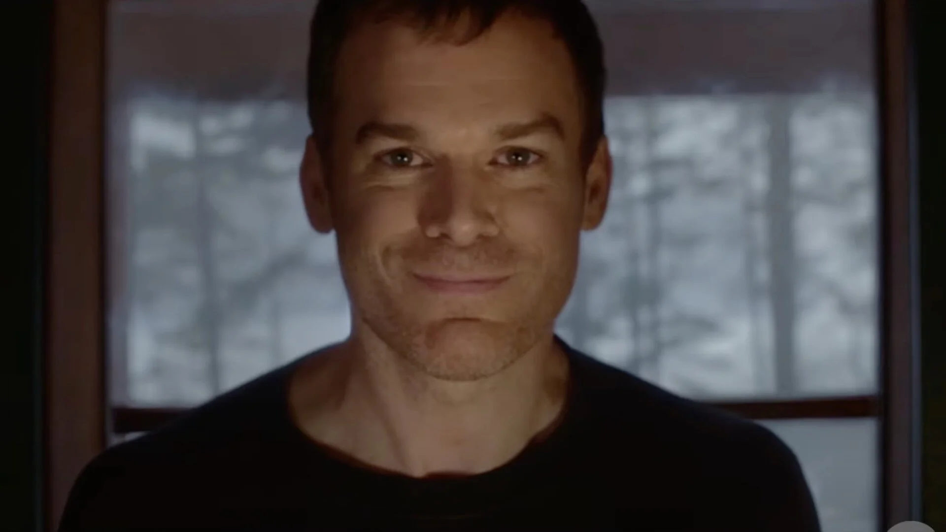 michael-c-hall-is-back-as-your-favorite-serial-killer-in-new-teaser-for-dexter-season-9.jpg