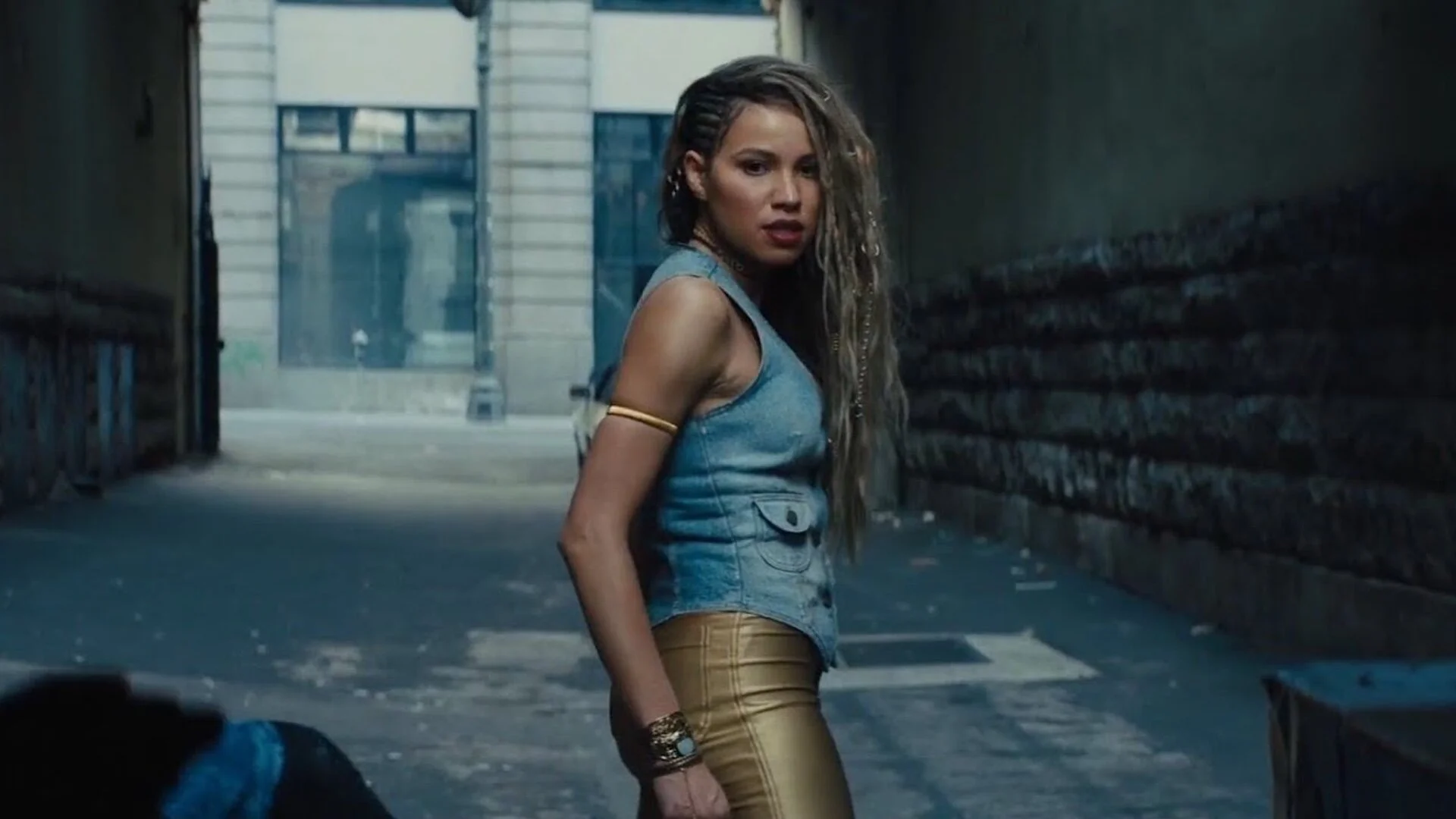 jurnee-smollett-to-star-opposite-allison-janney-in-jj-abrams-produced-netflix-thriller-lou.jpg