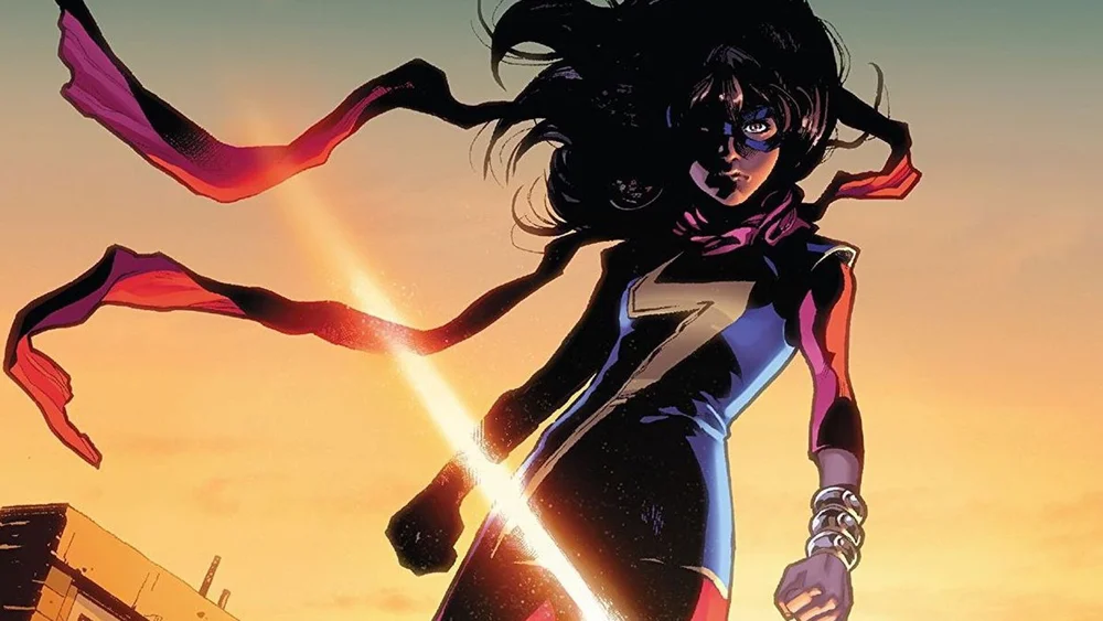new-set-photos-from-marvels-ms-marvel-reveal-kamala-khans-full-costume.jpg