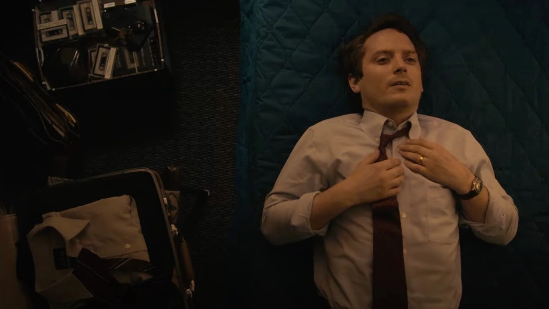 elijah-wood-interrogates-ted-bundy-in-trailer-for-no-man-of-god.jpg