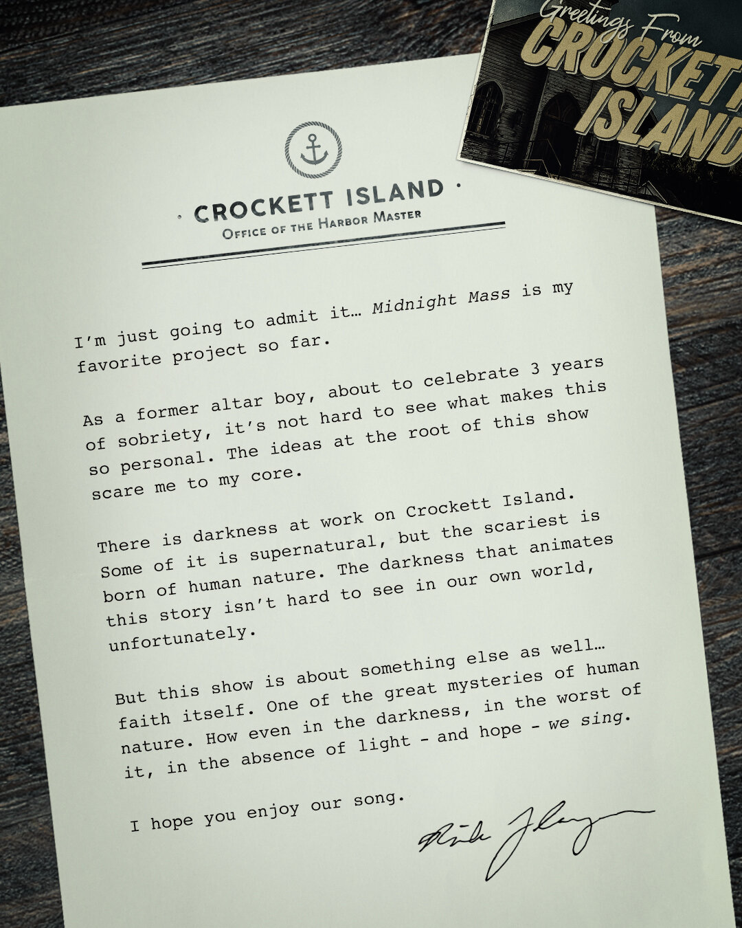 eerie-teaser-trailer-for-mike-flanagans-mysterious-new-horror-netflix-series-midnight-mass1