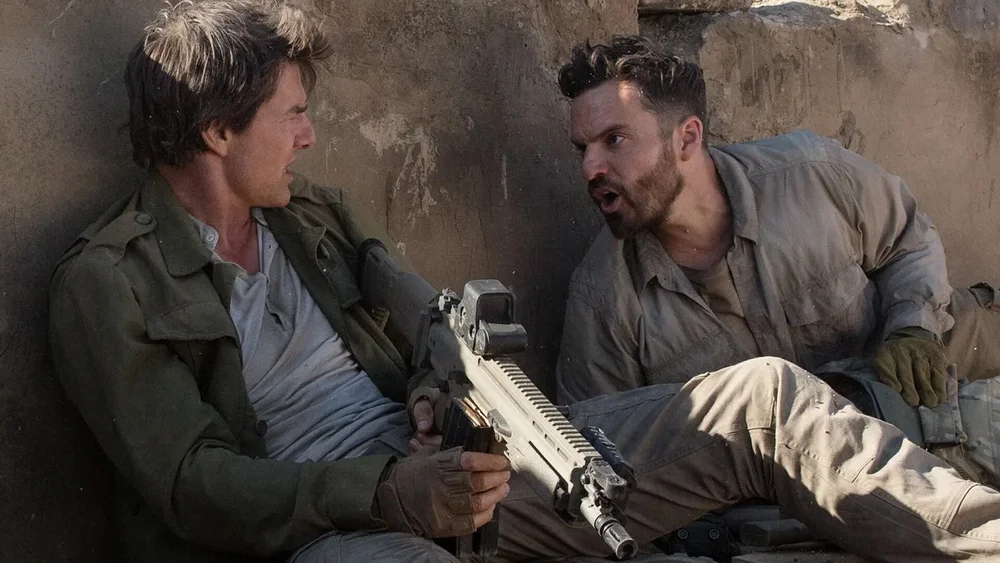 jake-johnson-talks-about-the-intensity-of-working-with-tom-cruise.jpg