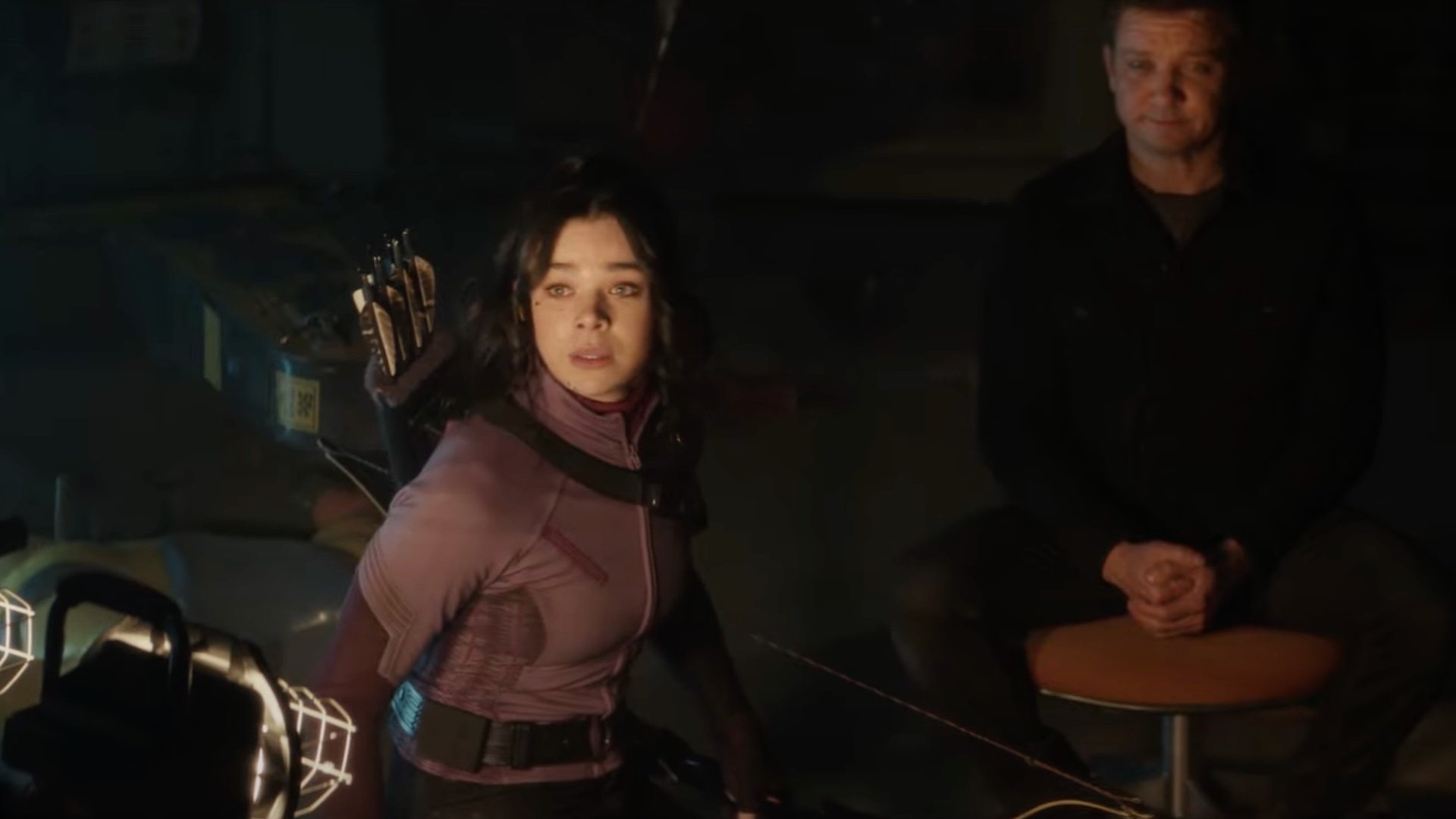 New Trailer for Marvel's HAWKEYE - Clint Barton and Kate Bishop Are Saving  the Holidays — GeekTyrant